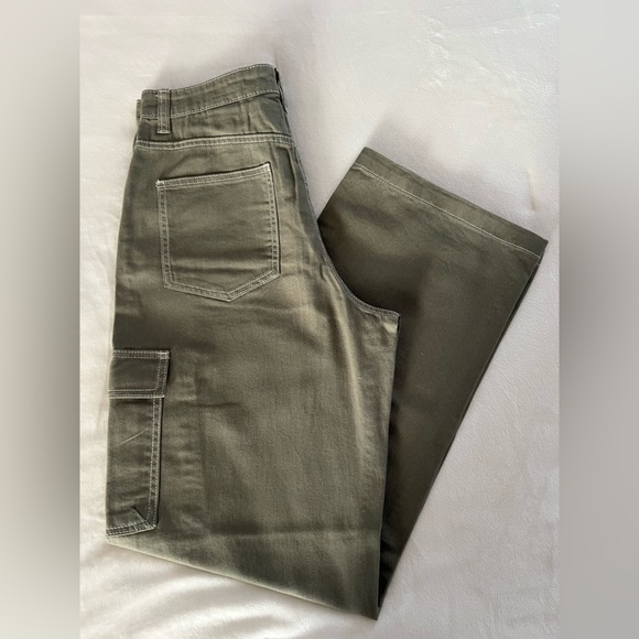 H&M Olive Green Cargo Pants - Picture 5 of 5